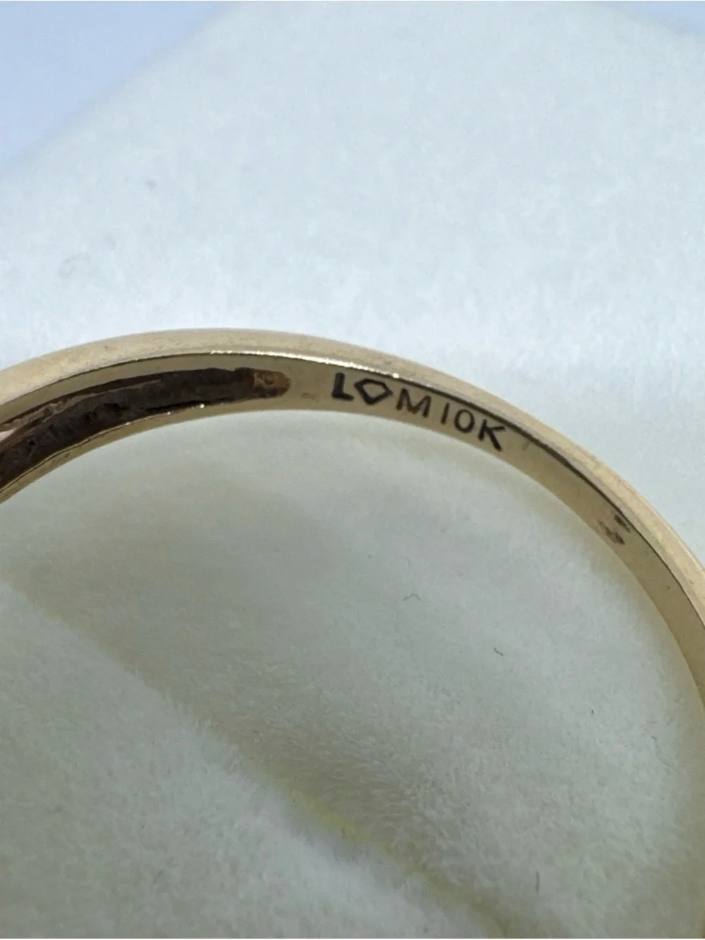 10k Yellow Gold Oval Garnet & Accent Diamond Size 8.75 Bypass Swirl Ring 2.85g